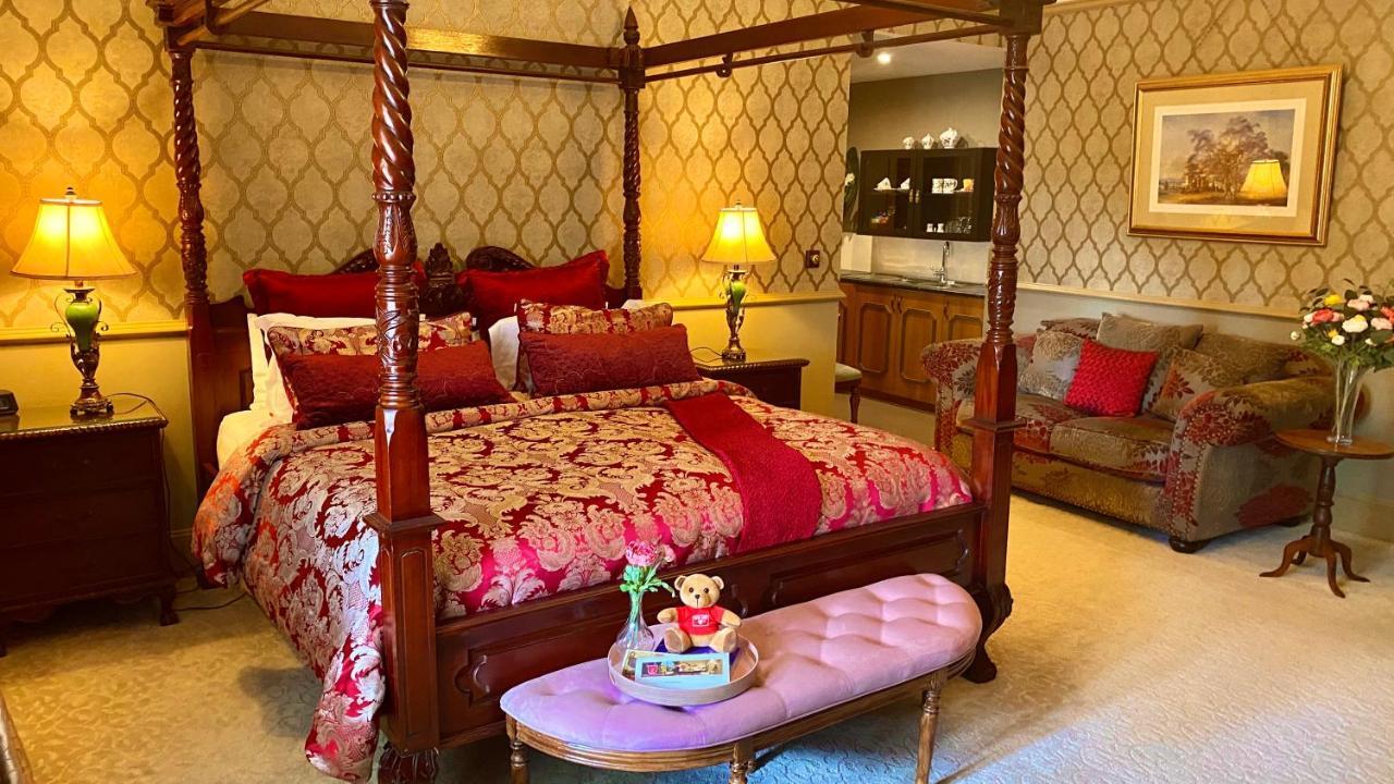 Bli Bli House Riverside Retreat Twin Waters Bagian luar foto