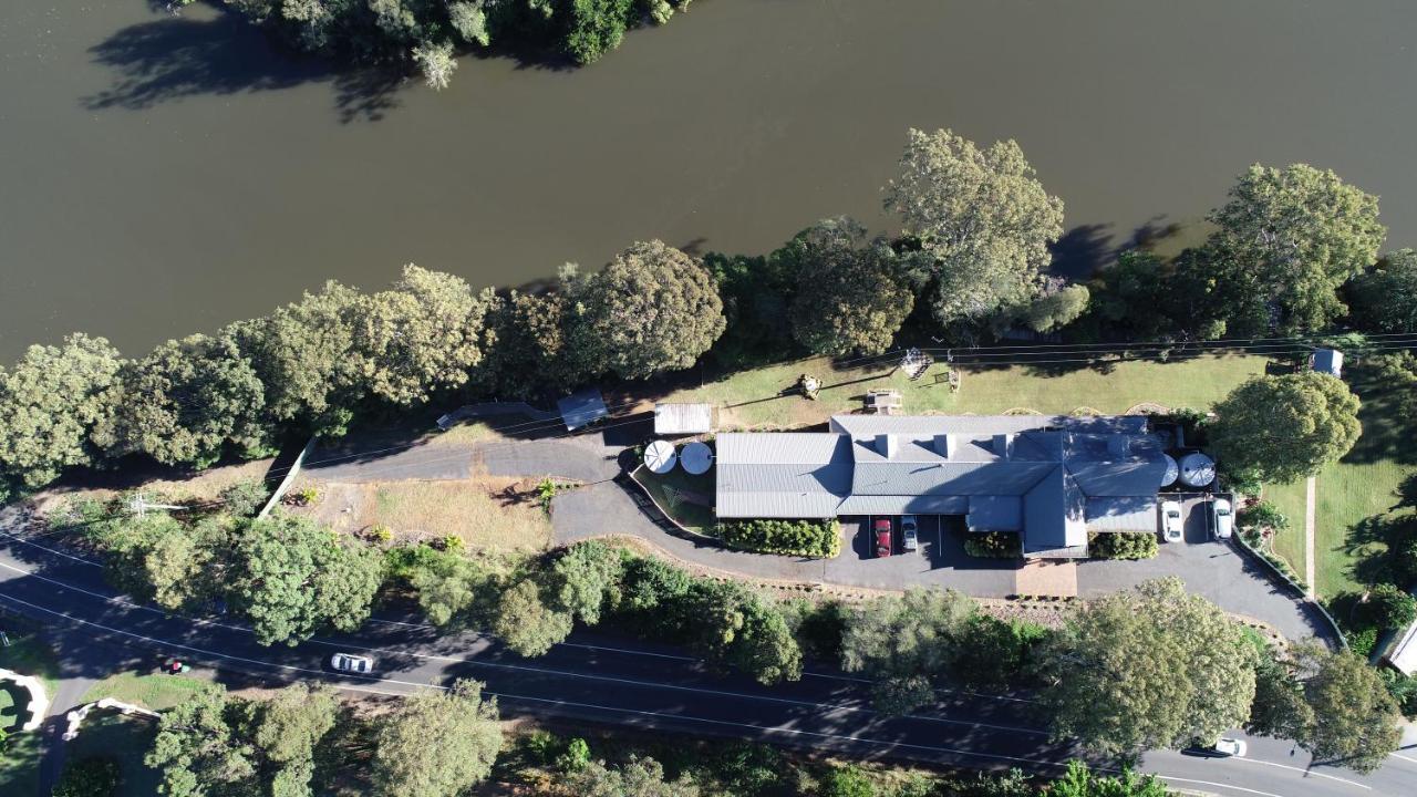 Bli Bli House Riverside Retreat Twin Waters Bagian luar foto