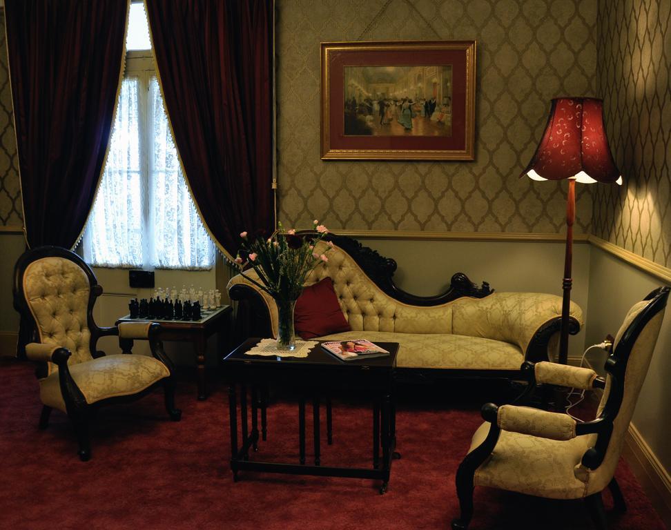 Bli Bli House Riverside Retreat Twin Waters Bagian luar foto