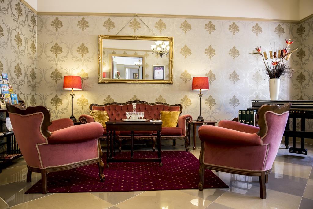 Bli Bli House Riverside Retreat Twin Waters Bagian luar foto